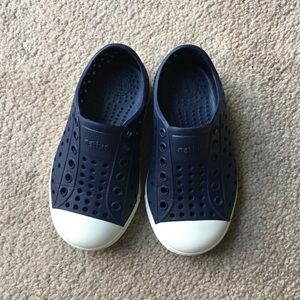 Native Navy Toddler Size 7 shoes